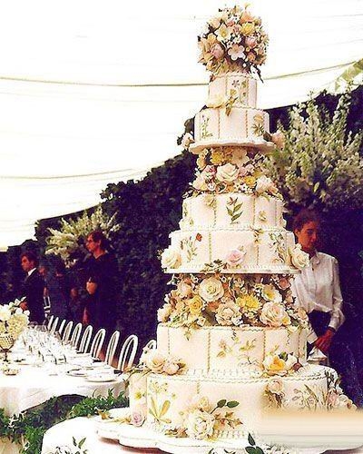 希腊王储Pablo和王妃Marie Chantal的婚礼蛋糕